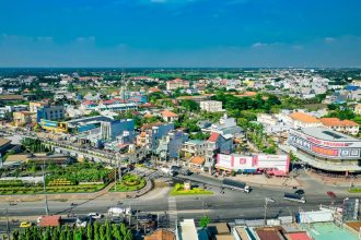 Long An - Thực hiện mục tiêu đưa các đưa các huyện trọng điểm lên đô thị loại III - 12