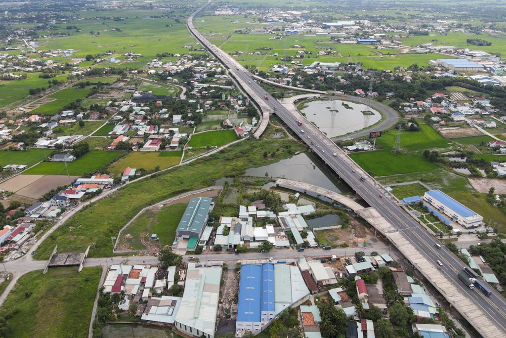 cao tốc Bến Lức - Long Thành giúp kết nối các tỉnh đổng nam bộ tới hồ tràm